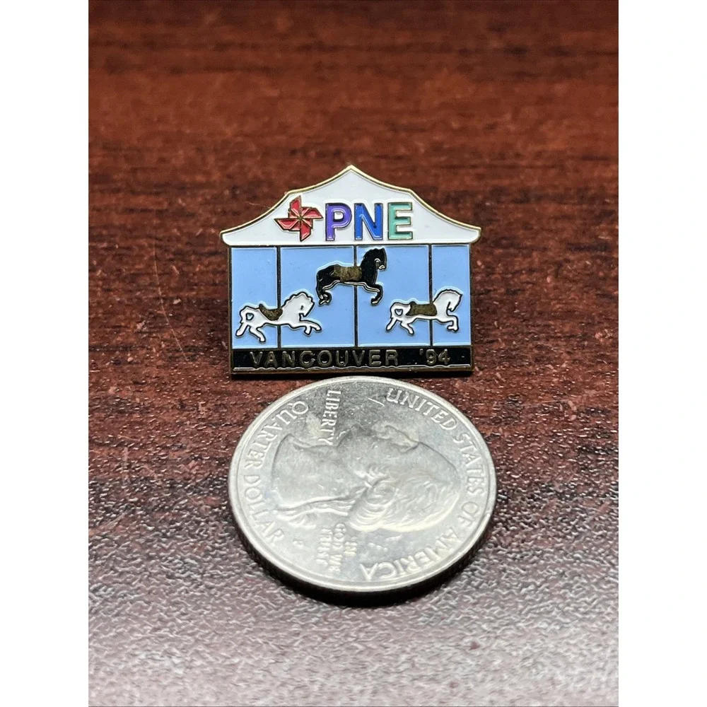 1994 Pacific‎ National Exhibition Carousel Vancouver Canada Lapel Hat Pin